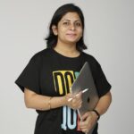 woman, portrait, shallunarula, shallu narula, professional girl, business girl, laptop girl, cofounder, founder, startup, indian girl, graphic designer, freelancer, idea, working, women, confident, macbook, tab girl